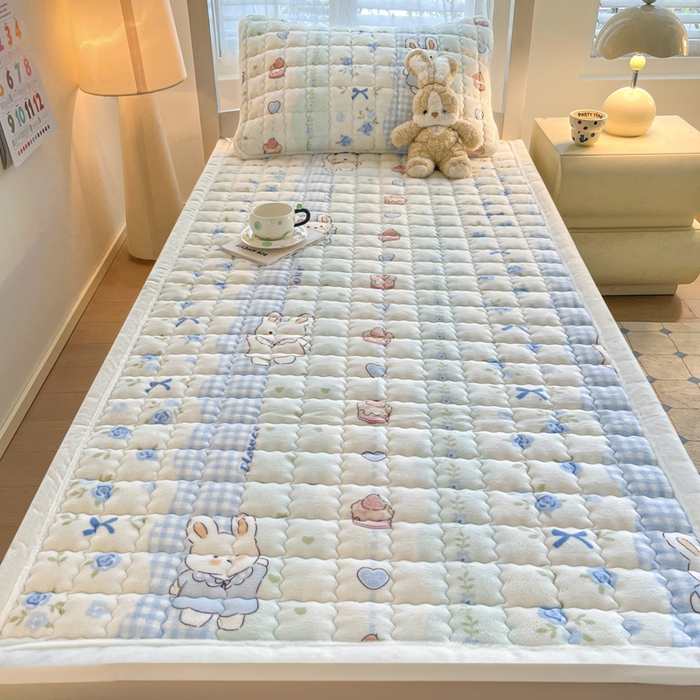 91家纺网 家纺一手货源 找家纺 莉莉安家纺 2025牛奶绒床垫褥子软垫家用加厚宿舍学生单人铺垫被冬季加绒毛毯床褥 兔兔花语