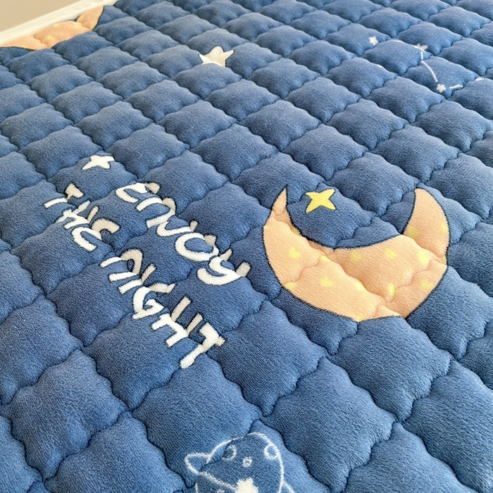 91家纺网 家纺一手货源 找家纺 莉莉安家纺 2025牛奶绒床垫褥子软垫家用加厚宿舍学生单人铺垫被冬季加绒毛毯床褥 星月传奇