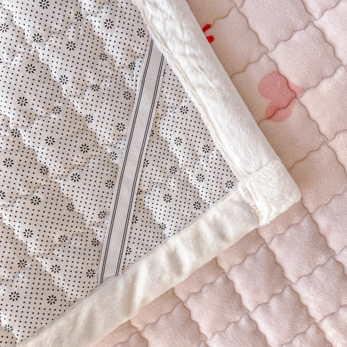 91家纺网 家纺一手货源 找家纺 莉莉安家纺 2025牛奶绒床垫褥子软垫家用加厚宿舍学生单人铺垫被冬季加绒毛毯床褥 幸运草莓