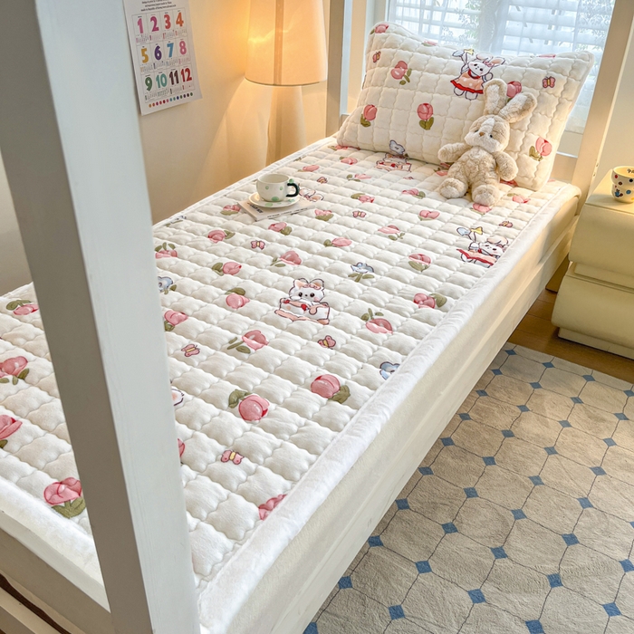 91家纺网 家纺一手货源 找家纺 莉莉安家纺 2025牛奶绒床垫褥子软垫家用加厚宿舍学生单人铺垫被冬季加绒毛毯床褥 郁金花香