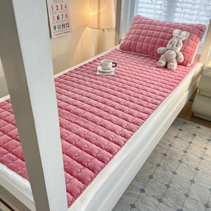 91家纺网 家纺一手货源 找家纺 莉莉安家纺 2025牛奶绒床垫褥子软垫家用加厚宿舍学生单人铺垫被冬季加绒毛毯床褥 豆沙粉