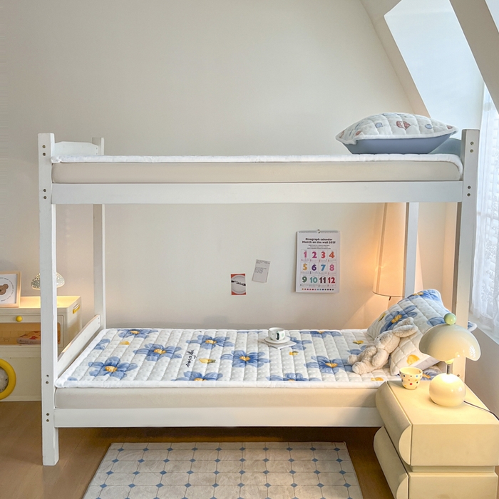 91家纺网 家纺一手货源 找家纺 莉莉安家纺 2025牛奶绒床垫褥子软垫家用加厚宿舍学生单人铺垫被冬季加绒毛毯床褥 春意盎然