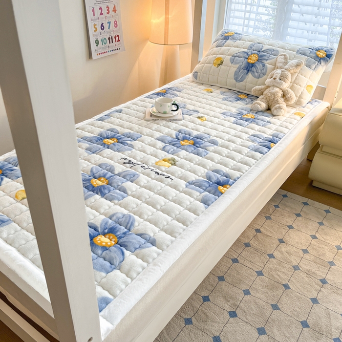 91家纺网 家纺一手货源 找家纺 莉莉安家纺 2025牛奶绒床垫褥子软垫家用加厚宿舍学生单人铺垫被冬季加绒毛毯床褥 春意盎然