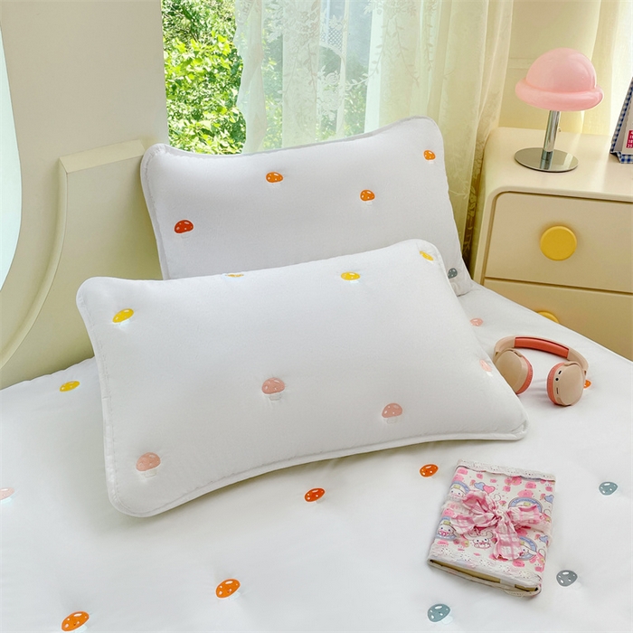 91家纺网 家纺一手货源 找家纺 （总）梦舒羽 2025新款水洗棉刺绣夹棉枕套加厚宿舍学生枕头套枕芯套