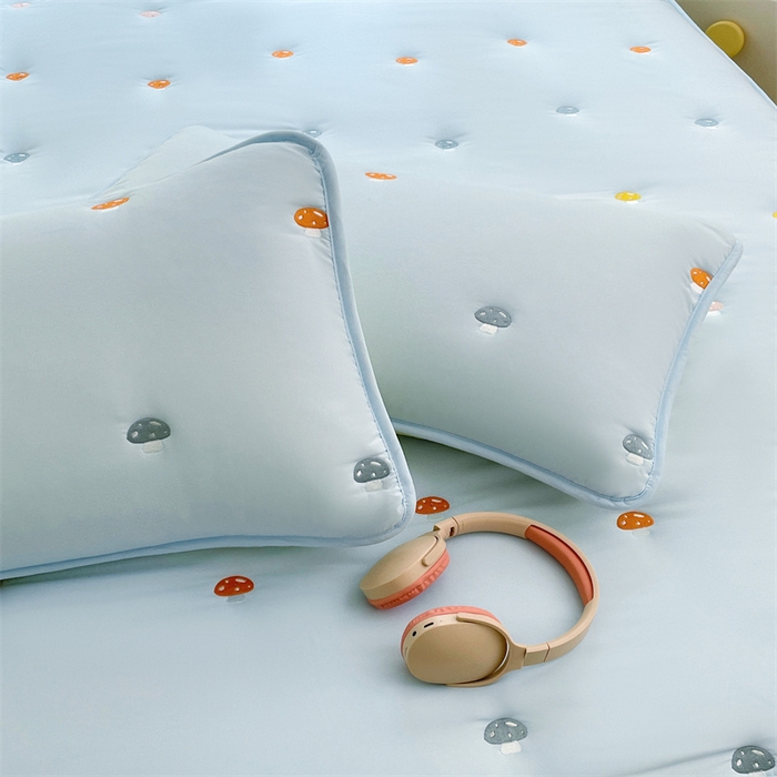 91家纺网 家纺一手货源 找家纺 梦舒羽 2025新款水洗棉刺绣夹棉枕套加厚宿舍学生枕头套枕芯套 蘑菇屋-星空蓝