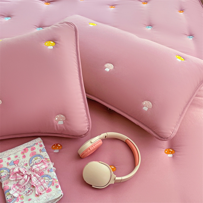 91家纺网 家纺一手货源 找家纺 梦舒羽 2025新款水洗棉刺绣夹棉枕套加厚宿舍学生枕头套枕芯套 蘑菇屋-玫瑰红