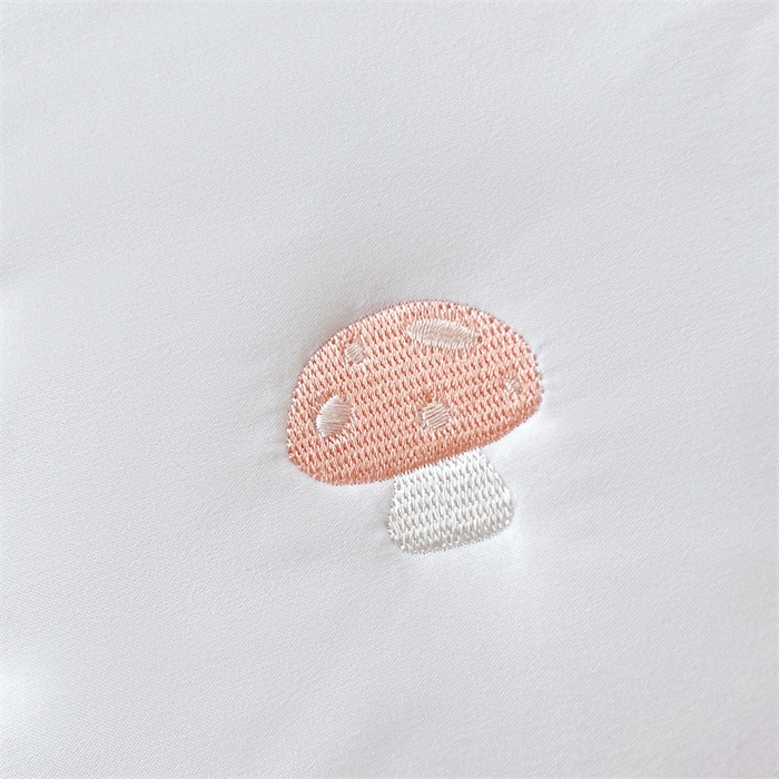 91家纺网 家纺一手货源 找家纺 梦舒羽 2025新款水洗棉刺绣双人夹棉枕套加厚学生情侣1.5m枕头套1.8米枕芯套 蘑菇屋-本白色