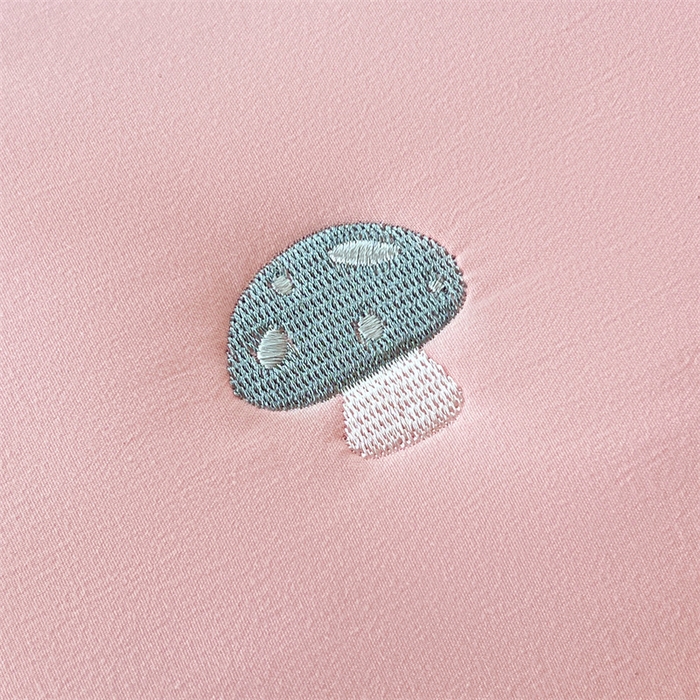 91家纺网 家纺一手货源 找家纺 梦舒羽 2025新款水洗棉刺绣双人夹棉枕套加厚学生情侣1.5m枕头套1.8米枕芯套 蘑菇屋-凝香粉