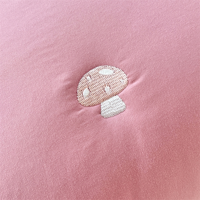 91家纺网 家纺一手货源 找家纺 梦舒羽 2025新款水洗棉刺绣双人夹棉枕套加厚学生情侣1.5m枕头套1.8米枕芯套 蘑菇屋-玫瑰红