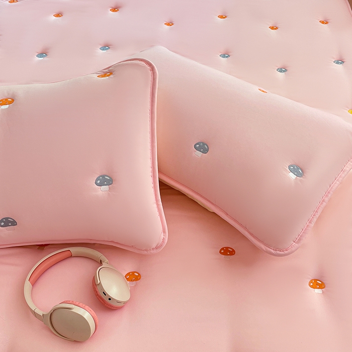 91家纺网 家纺一手货源 找家纺 （总）梦舒羽 2025新款水洗棉刺绣夹棉床笠床笠防滑床罩床垫保护套榻榻米宿舍三件套