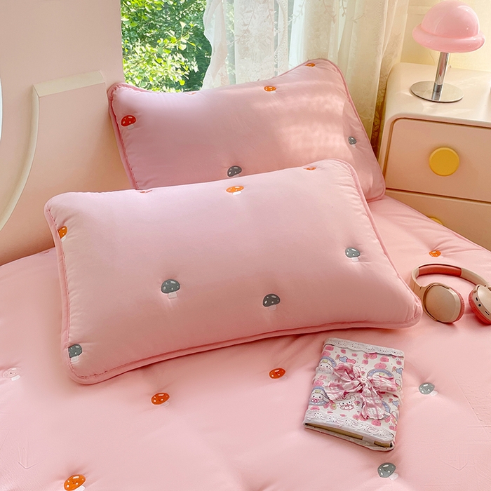 91家纺网 家纺一手货源 找家纺 （总）梦舒羽 2025新款水洗棉刺绣夹棉床笠床笠防滑床罩床垫保护套榻榻米宿舍三件套