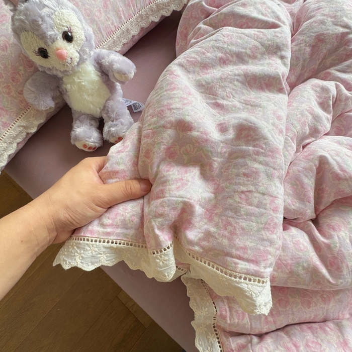 91家纺网 家纺一手货源 找家纺 （总）8+8 2025新款全棉纯棉双层纱镂空花边/皱皱花边四件套