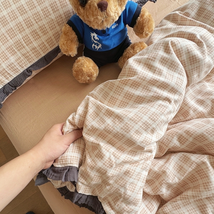 91家纺网 家纺一手货源 找家纺 （总）8+8 2025新款全棉纯棉双层纱镂空花边/皱皱花边四件套