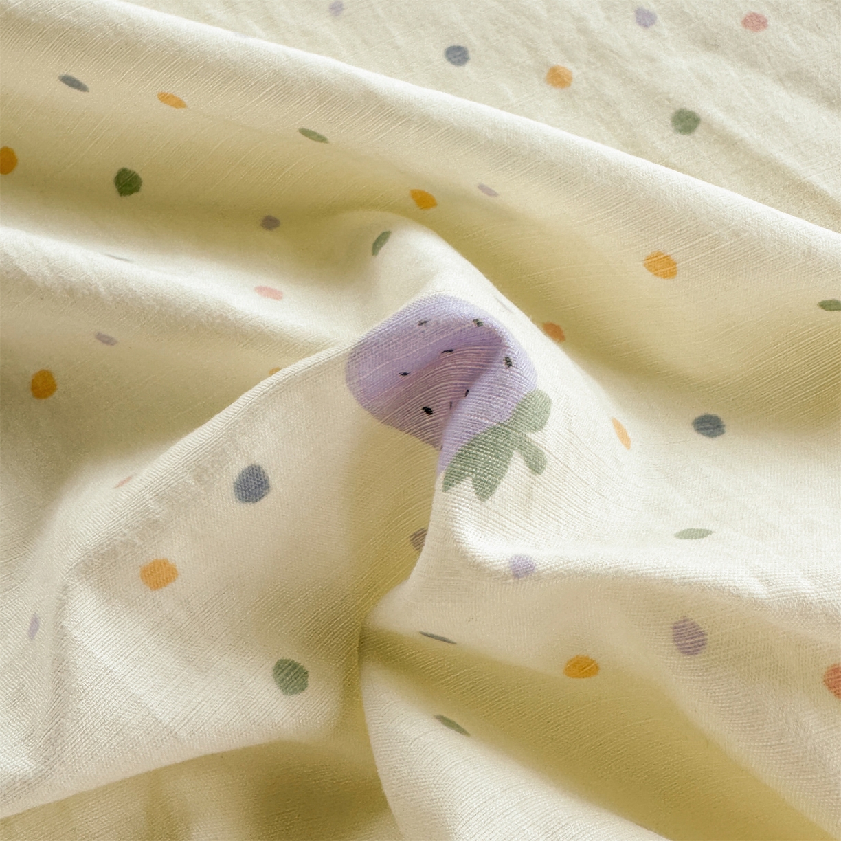 91家纺网 家纺一手货源 找家纺 多品家纺 2025新款超柔云感双层纱单枕套  五彩草莓