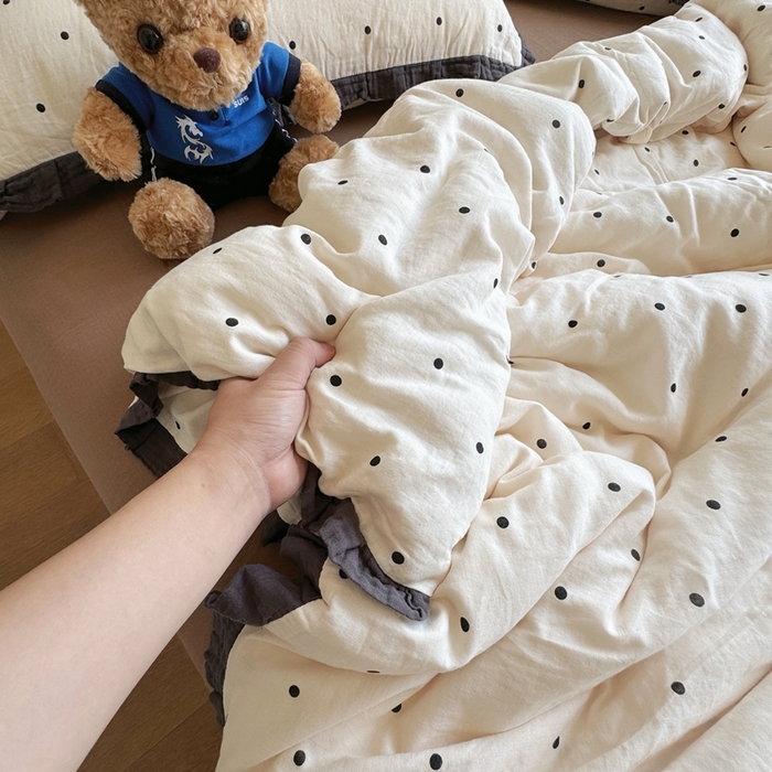 91家纺网 家纺一手货源 找家纺 8+8 2025新款全棉纯棉双层纱镂空花边/皱皱花边四件套 花边款-赫本