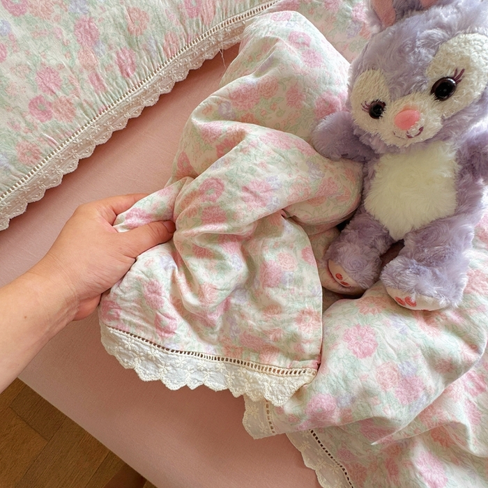 91家纺网 家纺一手货源 找家纺 8+8 2025新款全棉纯棉双层纱镂空花边/皱皱花边四件套 花边款-花颜