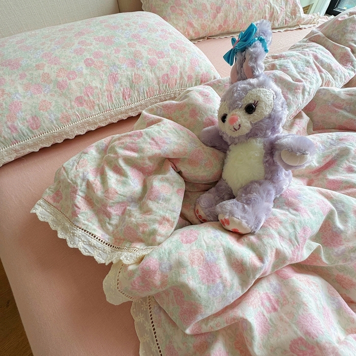 91家纺网 家纺一手货源 找家纺 8+8 2025新款全棉纯棉双层纱镂空花边/皱皱花边四件套 花边款-花颜