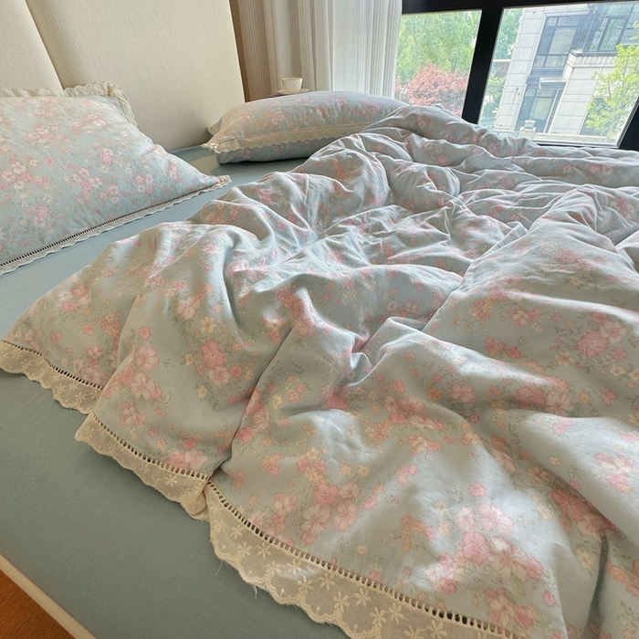 91家纺网 家纺一手货源 找家纺 8+8 2025新款全棉纯棉双层纱镂空花边/皱皱花边四件套 花边款-莱茵河畔