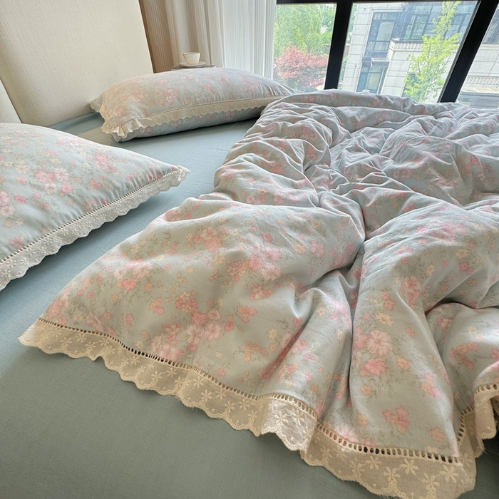 91家纺网 家纺一手货源 找家纺 8+8 2025新款全棉纯棉双层纱镂空花边/皱皱花边四件套 花边款-莱茵河畔