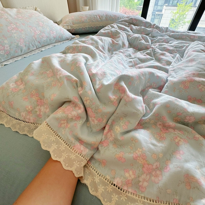 91家纺网 家纺一手货源 找家纺 8+8 2025新款全棉纯棉双层纱镂空花边/皱皱花边四件套 花边款-莱茵河畔