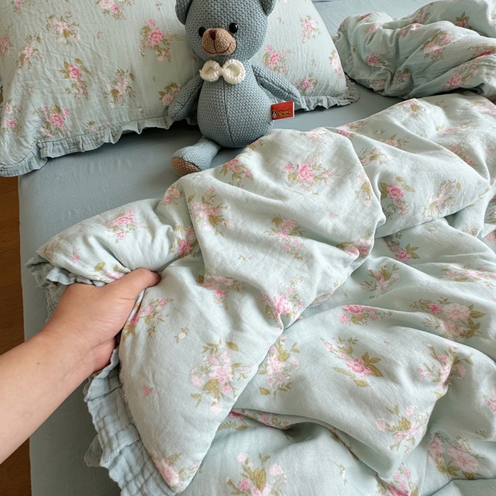 91家纺网 家纺一手货源 找家纺 8+8 2025新款全棉纯棉双层纱镂空花边/皱皱花边四件套 花边款-兰溪