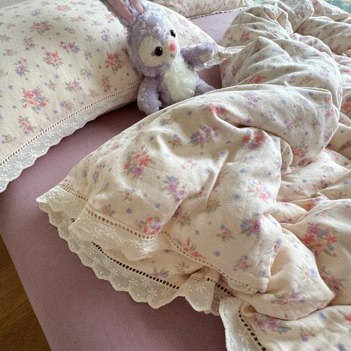 91家纺网 家纺一手货源 找家纺 8+8 2025新款全棉纯棉双层纱镂空花边/皱皱花边四件套 花边款-梦露