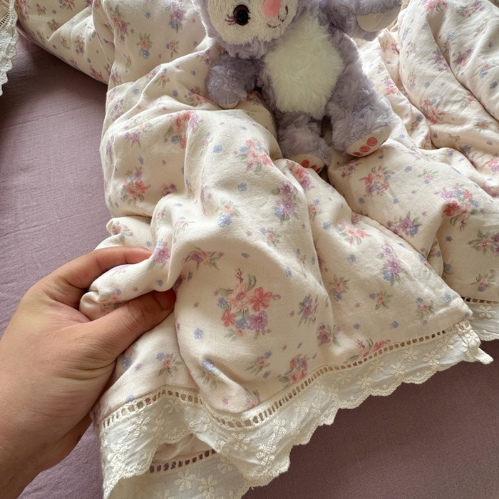 91家纺网 家纺一手货源 找家纺 8+8 2025新款全棉纯棉双层纱镂空花边/皱皱花边四件套 花边款-梦露