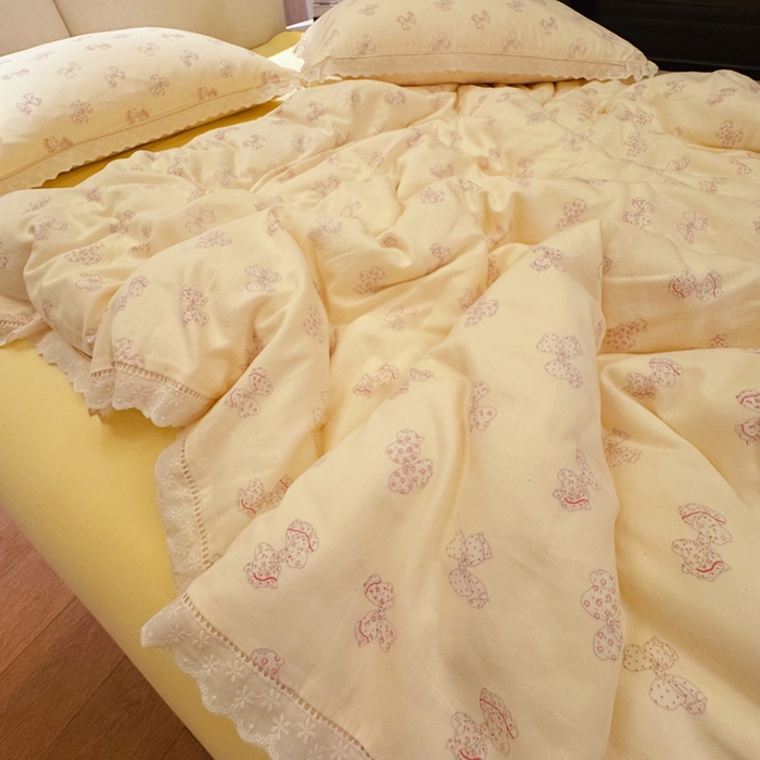 91家纺网 家纺一手货源 找家纺 8+8 2025新款全棉纯棉双层纱镂空花边/皱皱花边四件套 花边款-奶油派