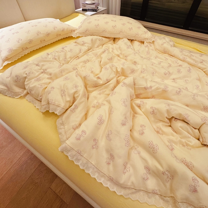 91家纺网 家纺一手货源 找家纺 8+8 2025新款全棉纯棉双层纱镂空花边/皱皱花边四件套 花边款-奶油派