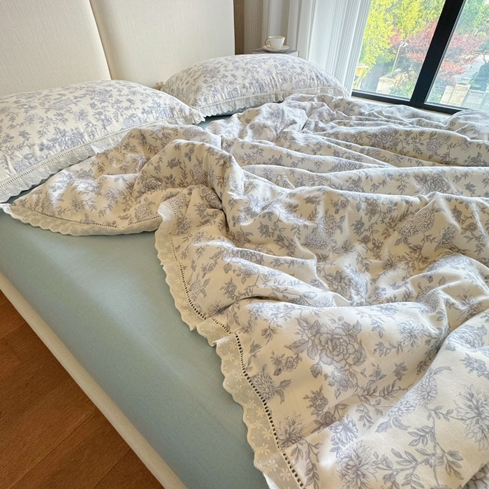 91家纺网 家纺一手货源 找家纺 8+8 2025新款全棉纯棉双层纱镂空花边/皱皱花边四件套 花边款-南山南