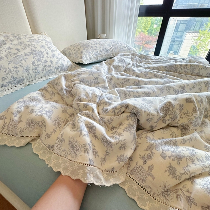 91家纺网 家纺一手货源 找家纺 8+8 2025新款全棉纯棉双层纱镂空花边/皱皱花边四件套 花边款-南山南