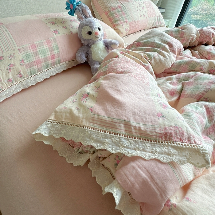 91家纺网 家纺一手货源 找家纺 8+8 2025新款全棉纯棉双层纱镂空花边/皱皱花边四件套 花边款-田野少女