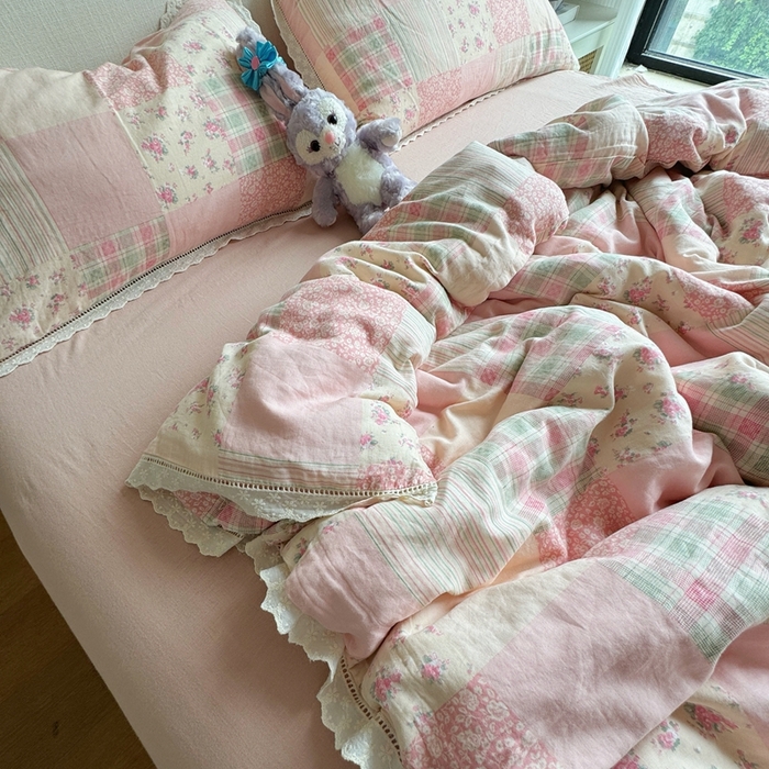 91家纺网 家纺一手货源 找家纺 8+8 2025新款全棉纯棉双层纱镂空花边/皱皱花边四件套 花边款-田野少女