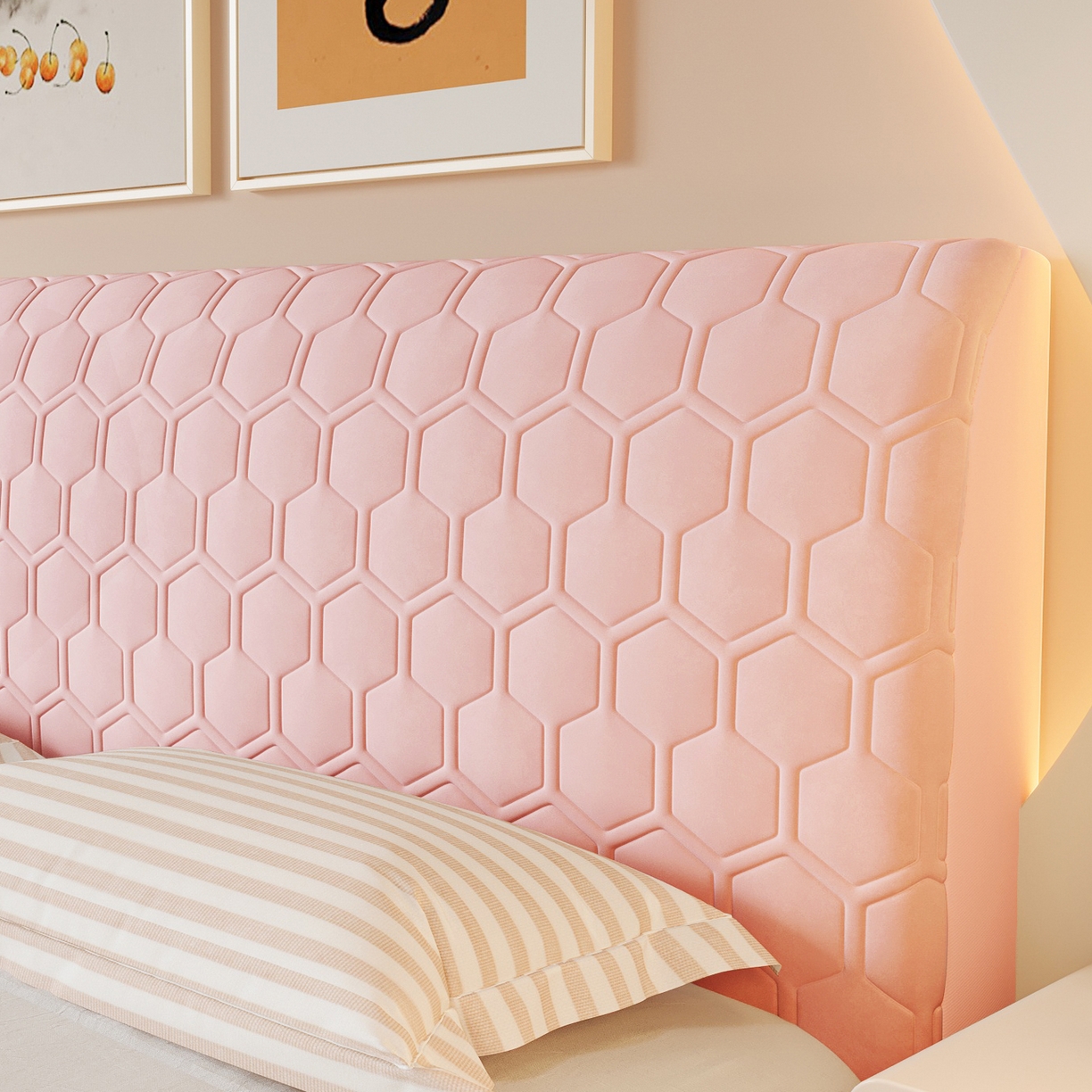 91家纺网 家纺一手货源 找家纺 沐沐家纺 2026新款乳胶六边形床头罩 粉