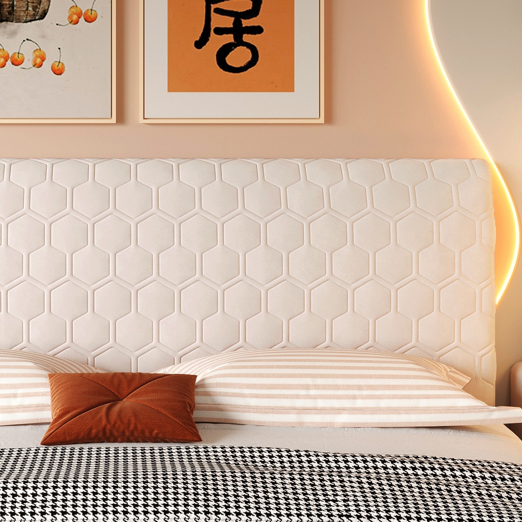 91家纺网 家纺一手货源 找家纺 沐沐家纺 2026新款乳胶六边形床头罩 米白