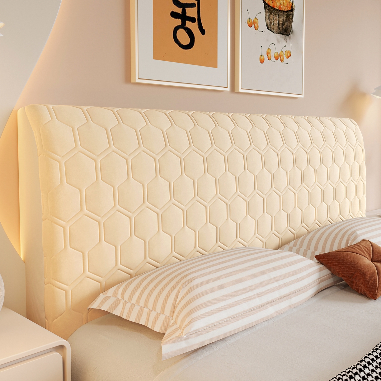 91家纺网 家纺一手货源 找家纺 沐沐家纺 2026新款乳胶六边形床头罩 玛卡黄