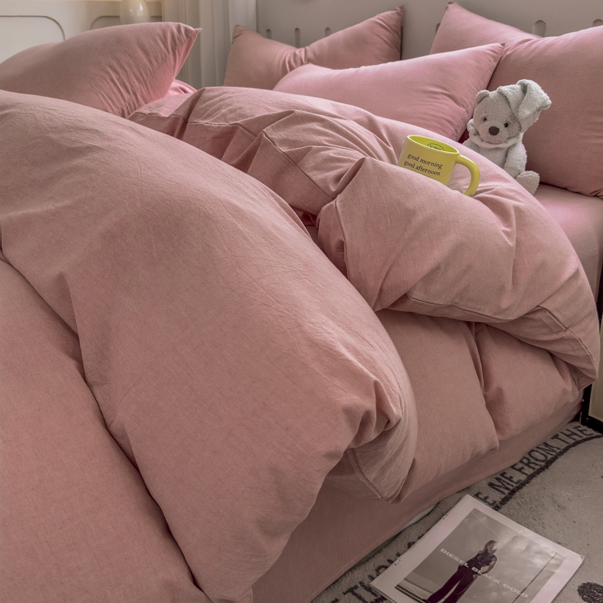 91家纺网 家纺一手货源 找家纺 晚依家纺 2025新款A类全棉色织水洗棉四件套纯棉格子纯色被套学生宿舍三件套定制定做 纯色-藕粉