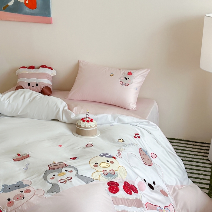 91家纺网 家纺一手货源 找家纺 （总）紫桐 Lila lndus2025新款绣花款四件套-生日派对