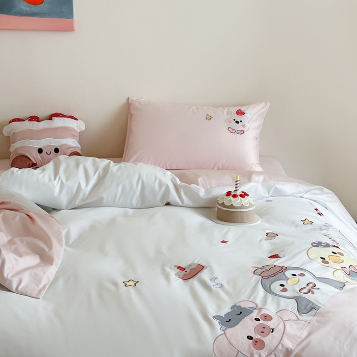 91家纺网 家纺一手货源 找家纺 （总）紫桐 Lila lndus2025新款绣花款四件套-生日派对