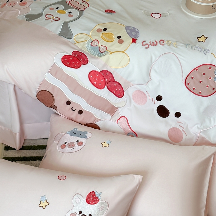 91家纺网 家纺一手货源 找家纺 紫桐 Lila lndus2025新款绣花款四件套-生日派对 生日派对 粉