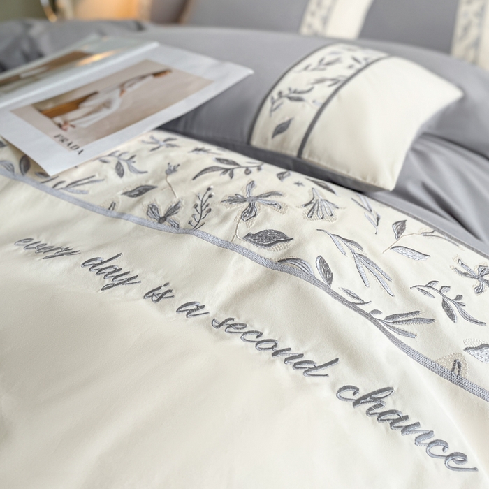 91家纺网 家纺一手货源 找家纺 桃园 2025新款纯棉全棉长绒棉磨毛不掉毛四件套高端礼盒--花漾系列（包含买家秀） 绅士灰