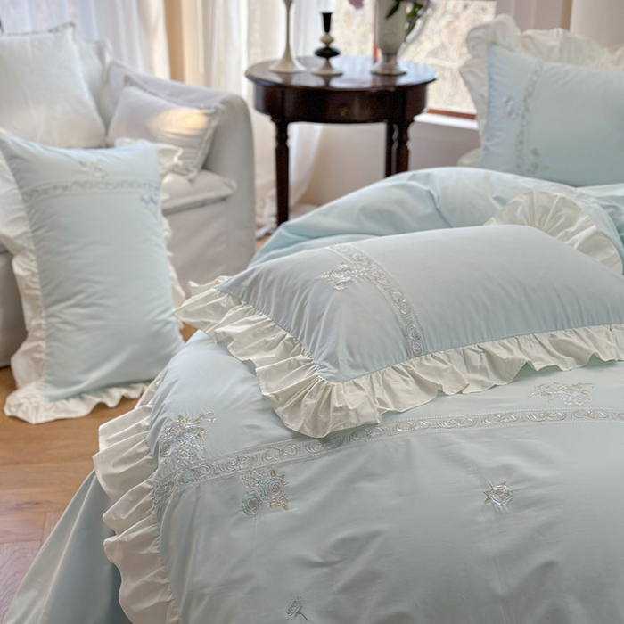 91家纺网 家纺一手货源 找家纺 （总）紫桐 Lila lndus2025新款绣花款四件套-知许