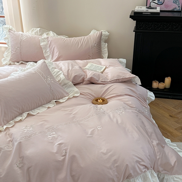 91家纺网 家纺一手货源 找家纺 紫桐 Lila lndus2025新款绣花款四件套-知许 粉色