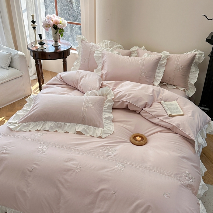 91家纺网 家纺一手货源 找家纺 紫桐 Lila lndus2025新款绣花款四件套-知许 粉色