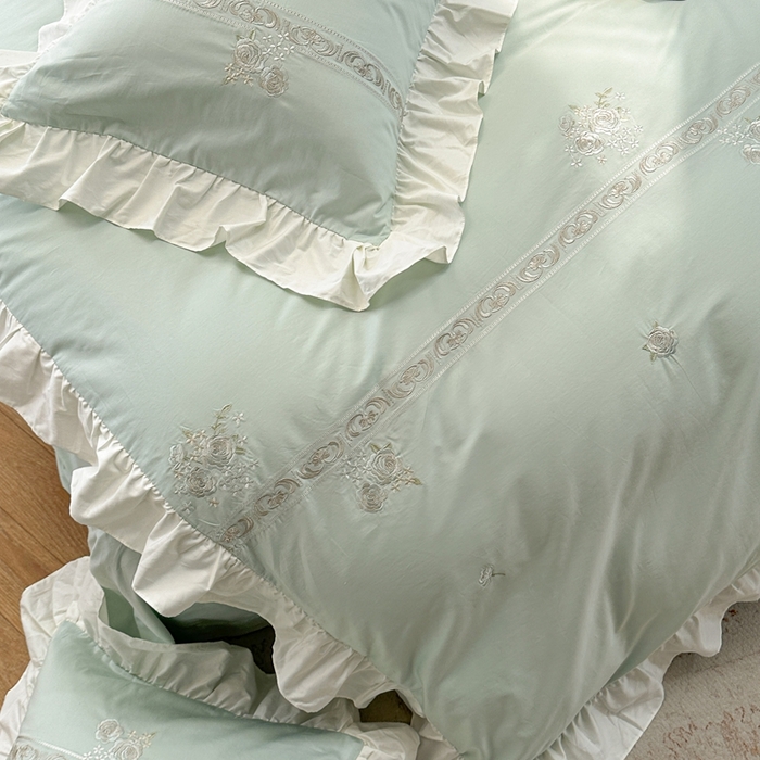 91家纺网 家纺一手货源 找家纺 紫桐 Lila lndus2025新款绣花款四件套-知许 绿色