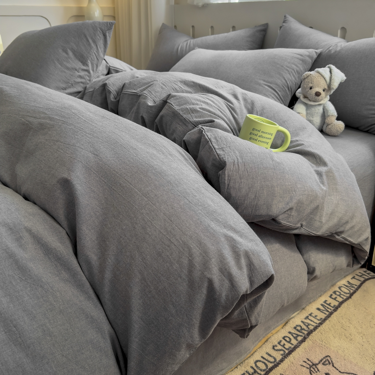 91家纺网 家纺一手货源 找家纺 晚依家纺 2025新款A类全棉色织水洗棉四件套纯棉格子纯色被套学生宿舍三件套定制定做 纯色-烟灰