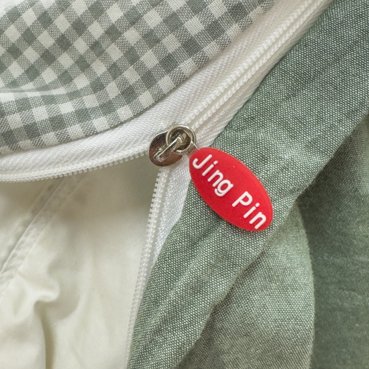 91家纺网 家纺一手货源 找家纺 晚依家纺 2025新款A类全棉色织水洗棉四件套纯棉格子纯色被套学生宿舍三件套定制定做 密格-草绿