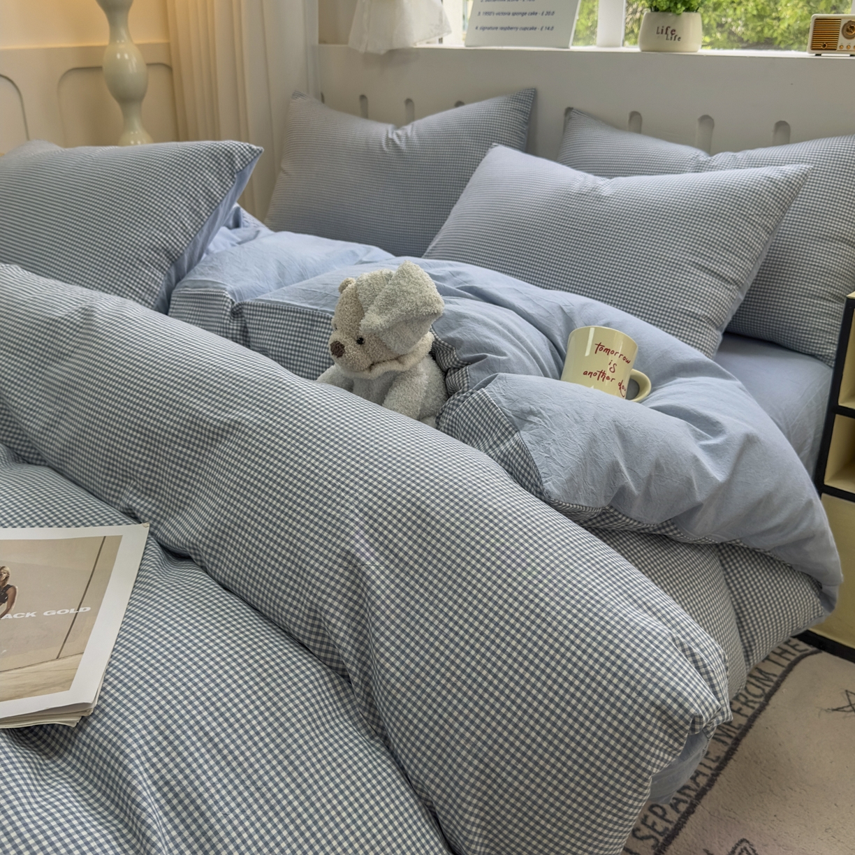 91家纺网 家纺一手货源 找家纺 晚依家纺 2025新款A类全棉色织水洗棉四件套纯棉格子纯色被套学生宿舍三件套定制定做 密格-浅蓝