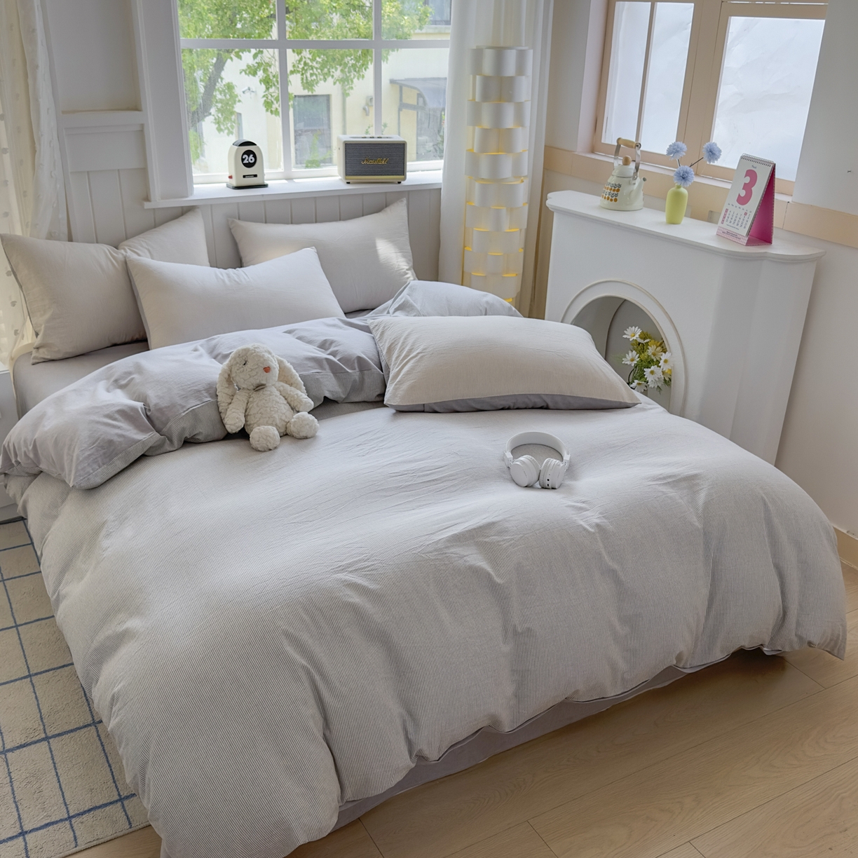 91家纺网 家纺一手货源 找家纺 晚依家纺 2025新款A类全棉色织水洗棉四件套纯棉格子纯色被套学生宿舍三件套定制定做 密条-浅灰