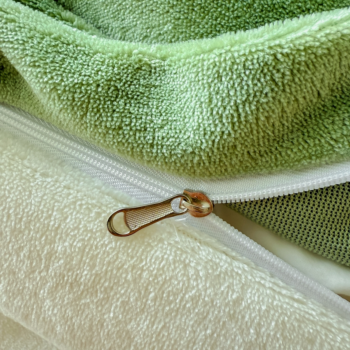 91家纺网 家纺一手货源 找家纺 （总）莱凯家纺 2025新款毛巾绣牛奶绒四件套